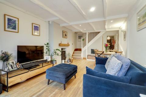 2 bedroom property for sale, Hurst Lane, East Molesey, KT8