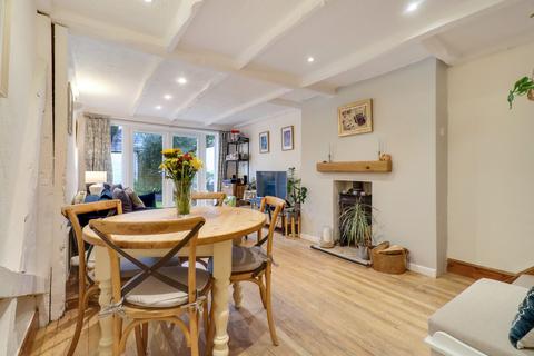 2 bedroom property for sale, Hurst Lane, East Molesey, KT8