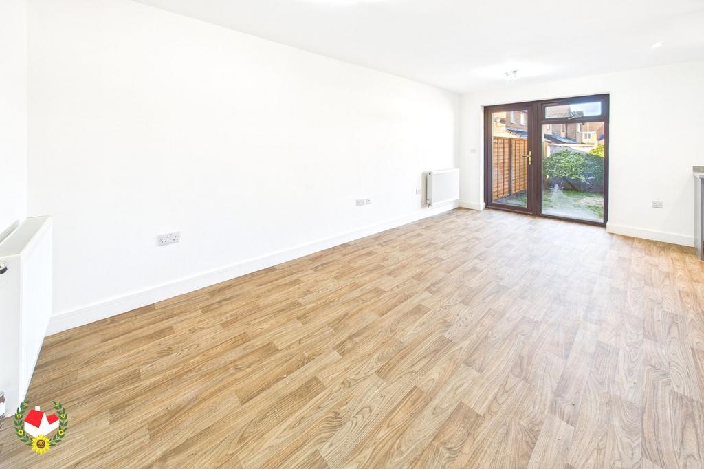 Living/Dining Area
