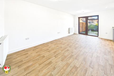 2 bedroom terraced bungalow for sale, The Willows, Quedgeley, GL2
