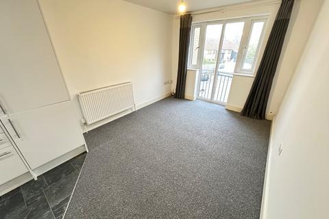 1 bedroom flat for sale, Earls Court, Mulberry Close, Luton, Bedfordshire, LU1