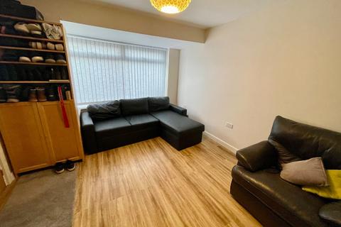 3 bedroom semi-detached house for sale, Kirkwood Road, Luton, Bedfordshire, LU4 0QS