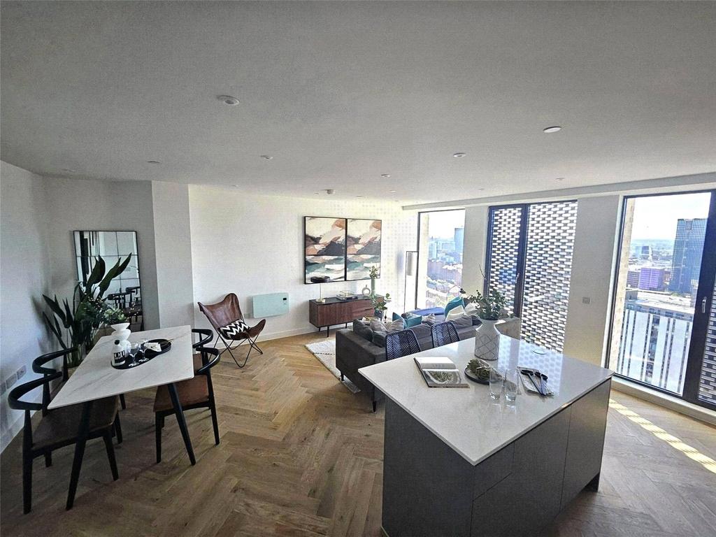 Kitchen / Dining