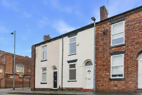 2 bedroom terraced house to rent, Upper George Street, Manchester M29