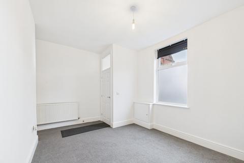 2 bedroom terraced house to rent, Upper George Street, Manchester M29