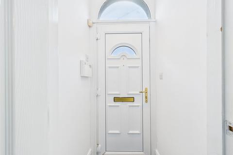 2 bedroom terraced house to rent, Upper George Street, Manchester M29