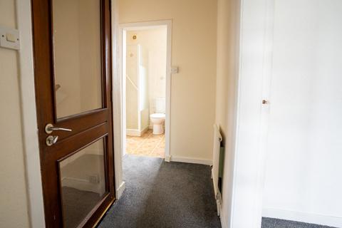 2 bedroom flat for sale, Centre Street, Kelty, KY4