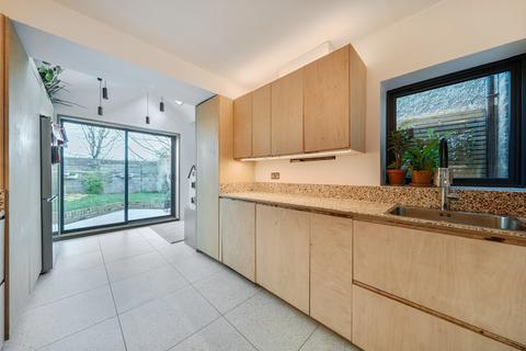 2 bedroom end of terrace house for sale, Hilldrop Road, Bromley