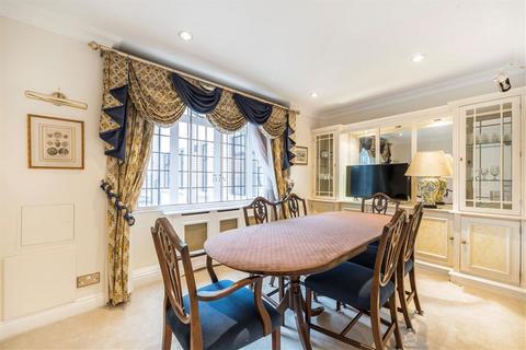 3 bedroom flat to rent, Baker Street, London NW1