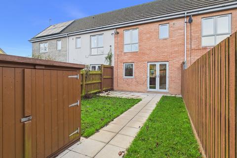 undefined, June Courtyard, The Staiths, Gateshead NE8