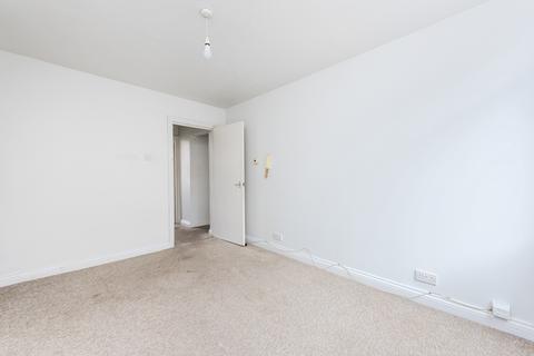1 bedroom flat to rent, High Street, Aldershot GU11