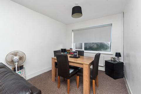 2 bedroom terraced house to rent, Bancroft Road, Widnes, WA8