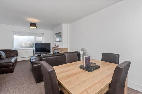 2 bedroom terraced house to rent, Bancroft Road, Widnes, WA8