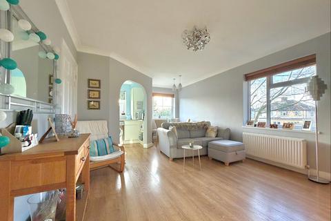 1 bedroom flat for sale, Northfield Gardens, Watford, WD24