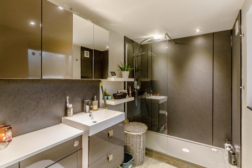 8405737-interior21-800.jpg