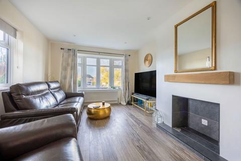 2 bedroom detached bungalow for sale, Gable Point, Cheltenham GL52