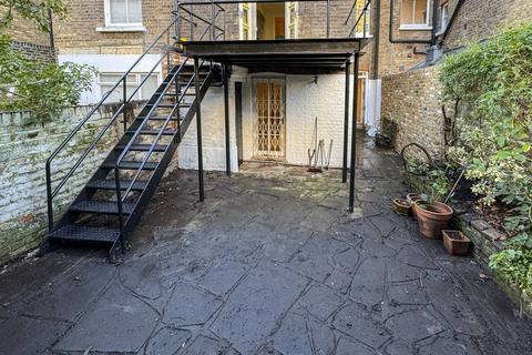 3 bedroom flat for sale, Ralston Street, Chelsea, London, SW3
