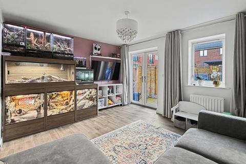 undefined, 10 Luffield Close, Monksmoor, Daventry, NN11 2AF
