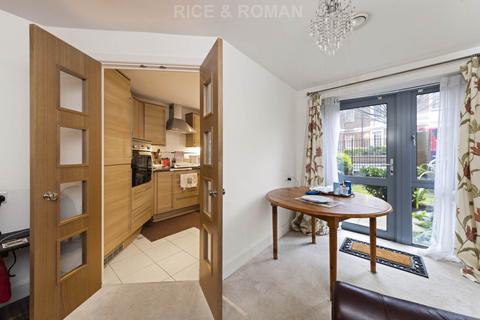 1 bedroom retirement property for sale, Shotfield, Wallington SM6