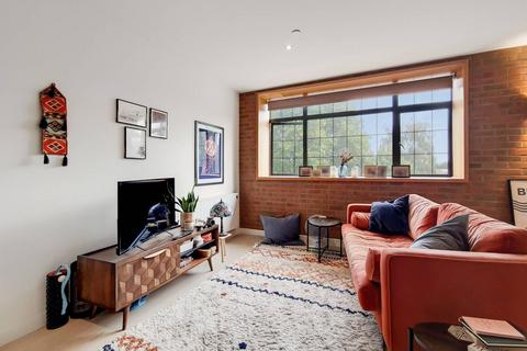1 bedroom flat to rent, St. James's Road, Bermondsey, London, SE1