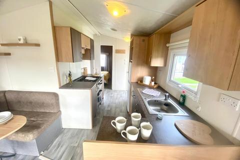 3 bedroom static caravan for sale, Low Road, Harwich CO12