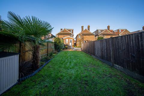 College Road, Haywards Heath, RH16