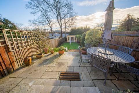 4 bedroom semi-detached house for sale, College Road, Haywards Heath, RH16