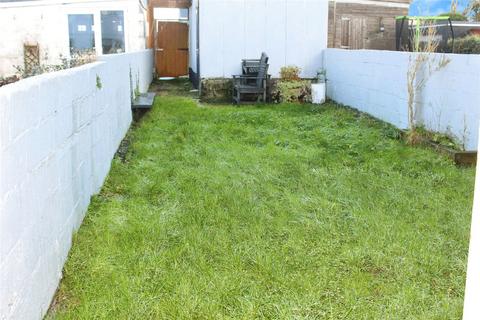 undefined, North Parade, Cornwall TR14