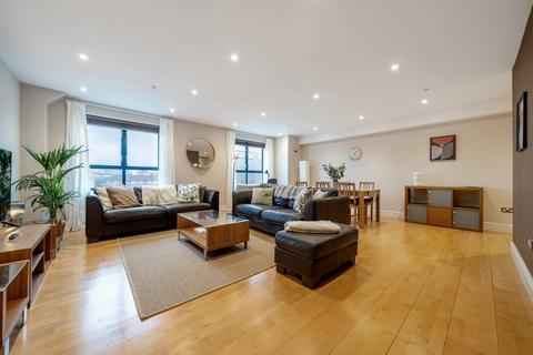 2 bedroom duplex for sale, Woodland Crescent, Greenwich