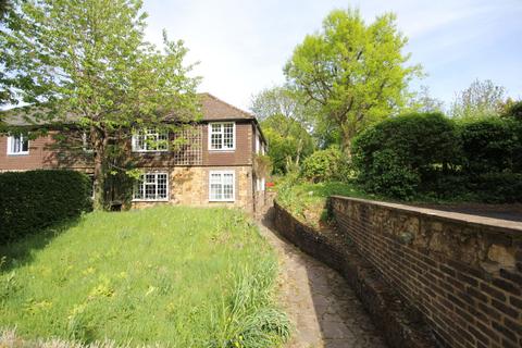 undefined, London Road, Crowborough