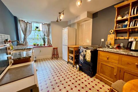 2 bedroom flat for sale, Flat 1, Byron Court, Exmouth, EX8