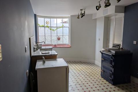 2 bedroom flat for sale, Flat 1, Byron Court, Exmouth, EX8