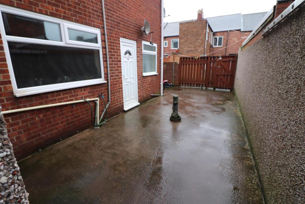 Shared yard