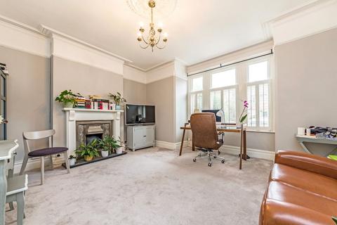 1 bedroom flat for sale, Princes Road, London SW19
