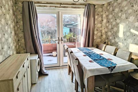 4 bedroom detached house for sale, Gittens Drive, Shropshire TF4