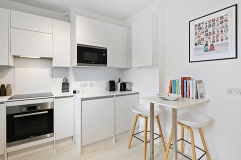 2 bedroom flat for sale, Bromyard Avenue, Acton
