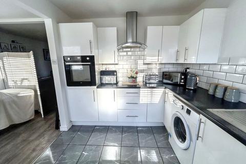 3 bedroom terraced house for sale, Kenton Road, North Shields, Tyne and Wear, NE29 8AE