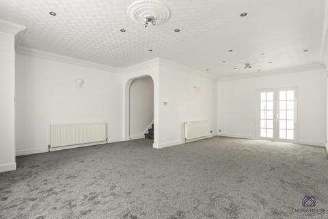 3 bedroom semi-detached house for sale, Long Lane, London, N3