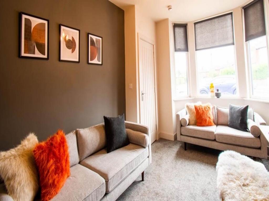 Lounge 3
