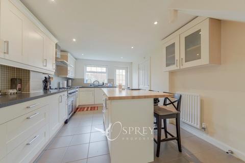 5 bedroom detached house for sale, Lytham Park, Northamptonshire PE8