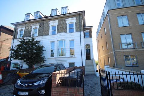 2 bedroom flat to rent, Seven Sisters Road, Finsbury Park