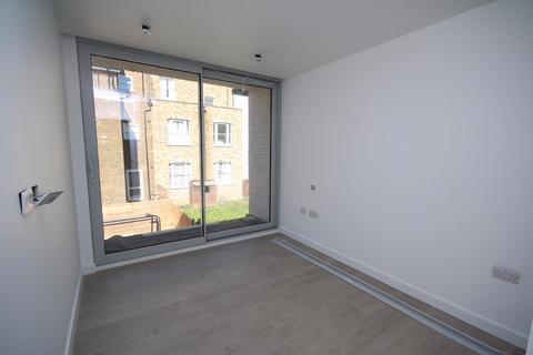 2 bedroom flat to rent, Seven Sisters Road, Finsbury Park