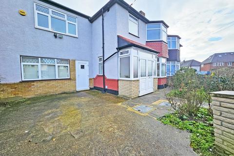 5 bedroom semi-detached house for sale, Wensleydale Avenue,  Ilford, IG5
