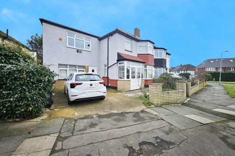 5 bedroom semi-detached house for sale, Wensleydale Avenue,  Ilford, IG5
