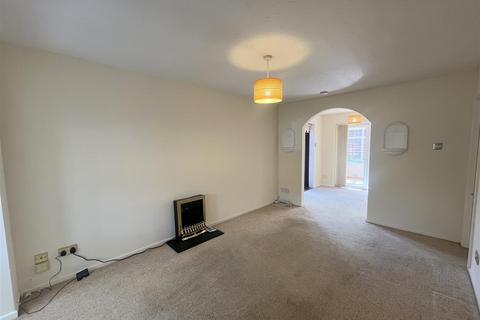 3 bedroom terraced house to rent, Redmire Close, Darlington