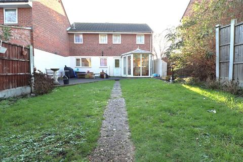 2 bedroom end of terrace house for sale, Hartford Close, Rayleigh, SS6