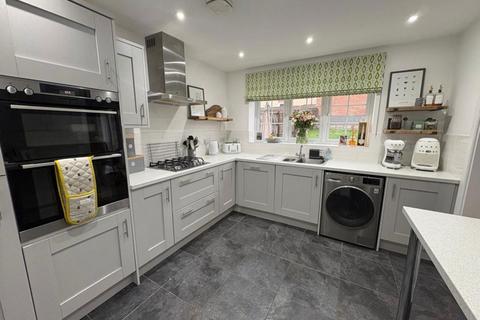 3 bedroom detached house to rent, Roundhouse Way, Loughborough, Leicestershire