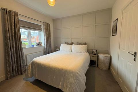 3 bedroom detached house to rent, Roundhouse Way, Loughborough, Leicestershire