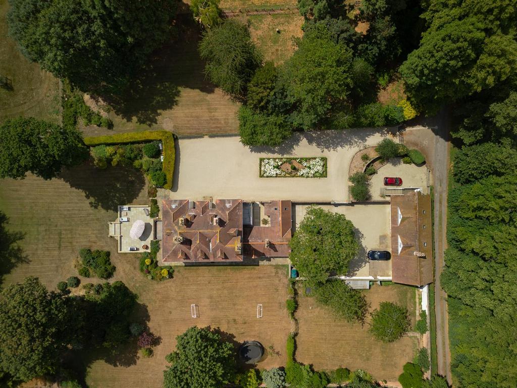 Aerial Setting