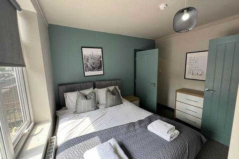 undefined, Cobden Terrace (Room 3), Leeds LS12